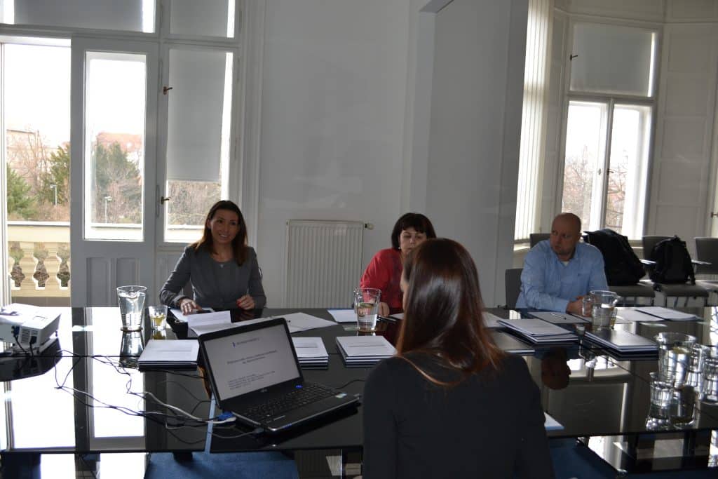 Obhajoby závěrečných MBA prací na&nbsp;Business Institutu - galerie